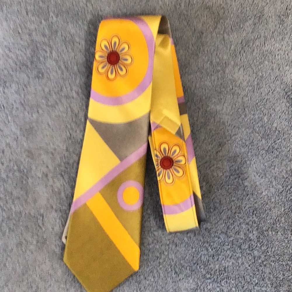 PANGBORN design tie, like new